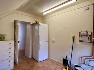 Utility room - click for photo gallery